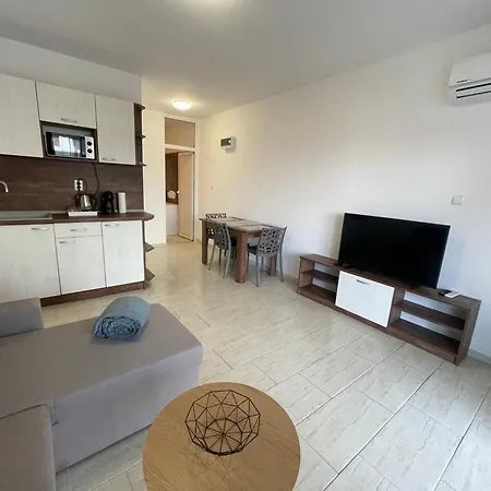 студио Endless 索佐波尔